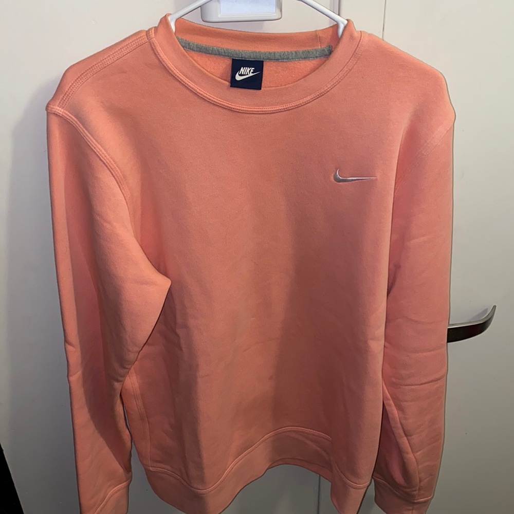 Nike crew neck sweatshirt size medium